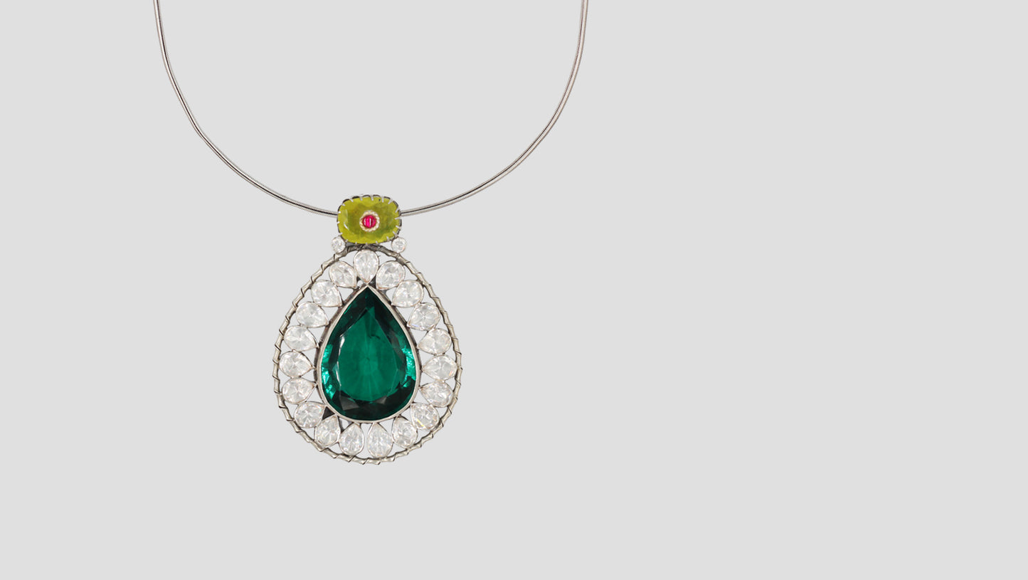 Sangeeta Boochra Timeless Green Elegance Pendant