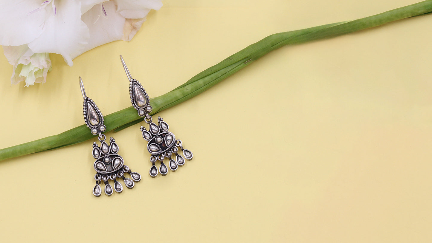 "Dazzling Heritage: Silver Hanging Earrings by Sangeeta Boochra "