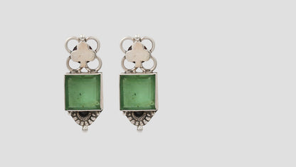Classic Green Gemstone Handcrafted Silver Earrings – Sangeeta Boochra