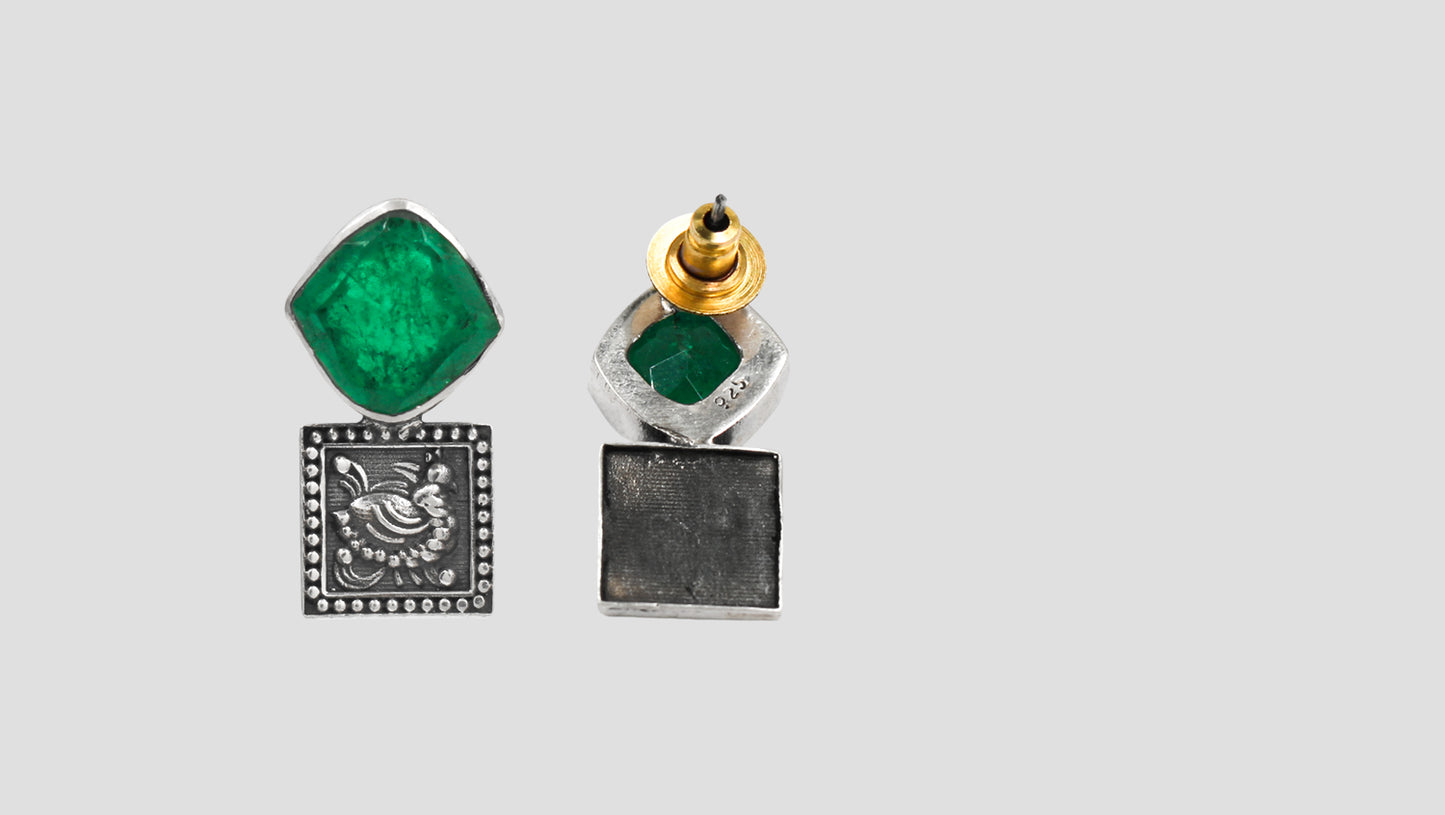 Artisan Silver Earrings with Green Gemstone and Traditional Design – Sangeeta Boochra