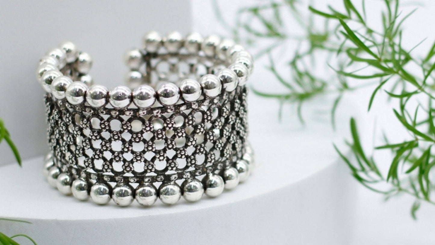 Silver Jali Work Hand Cuff