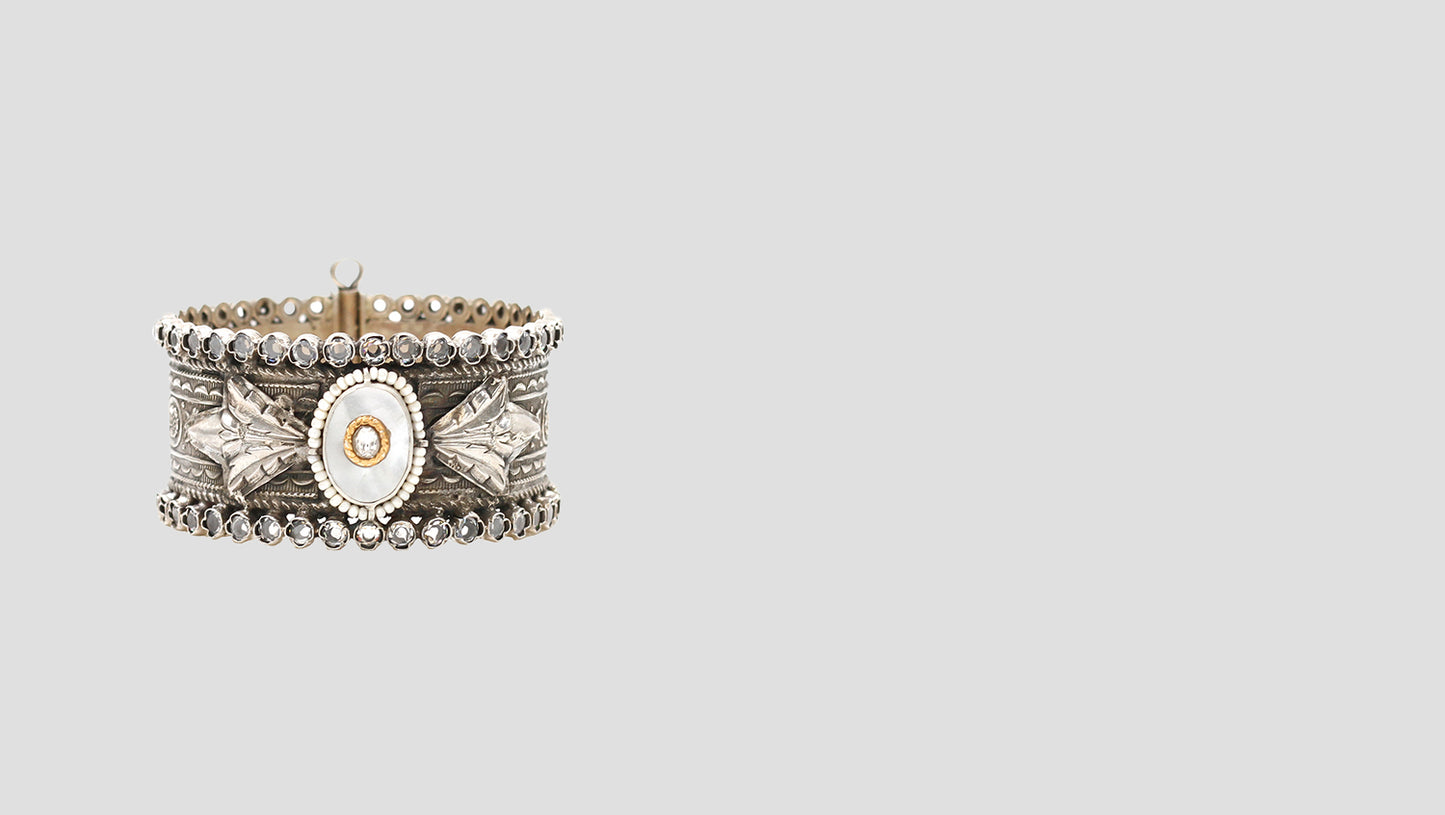 Regal Grace: Sangeeta Boochra Handcrafted Silver Bangle