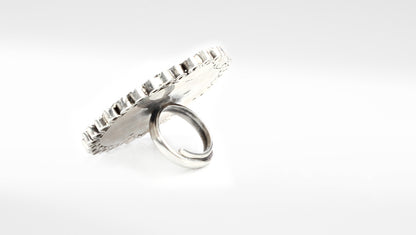 Sangeeta Boochra Silver Ring
