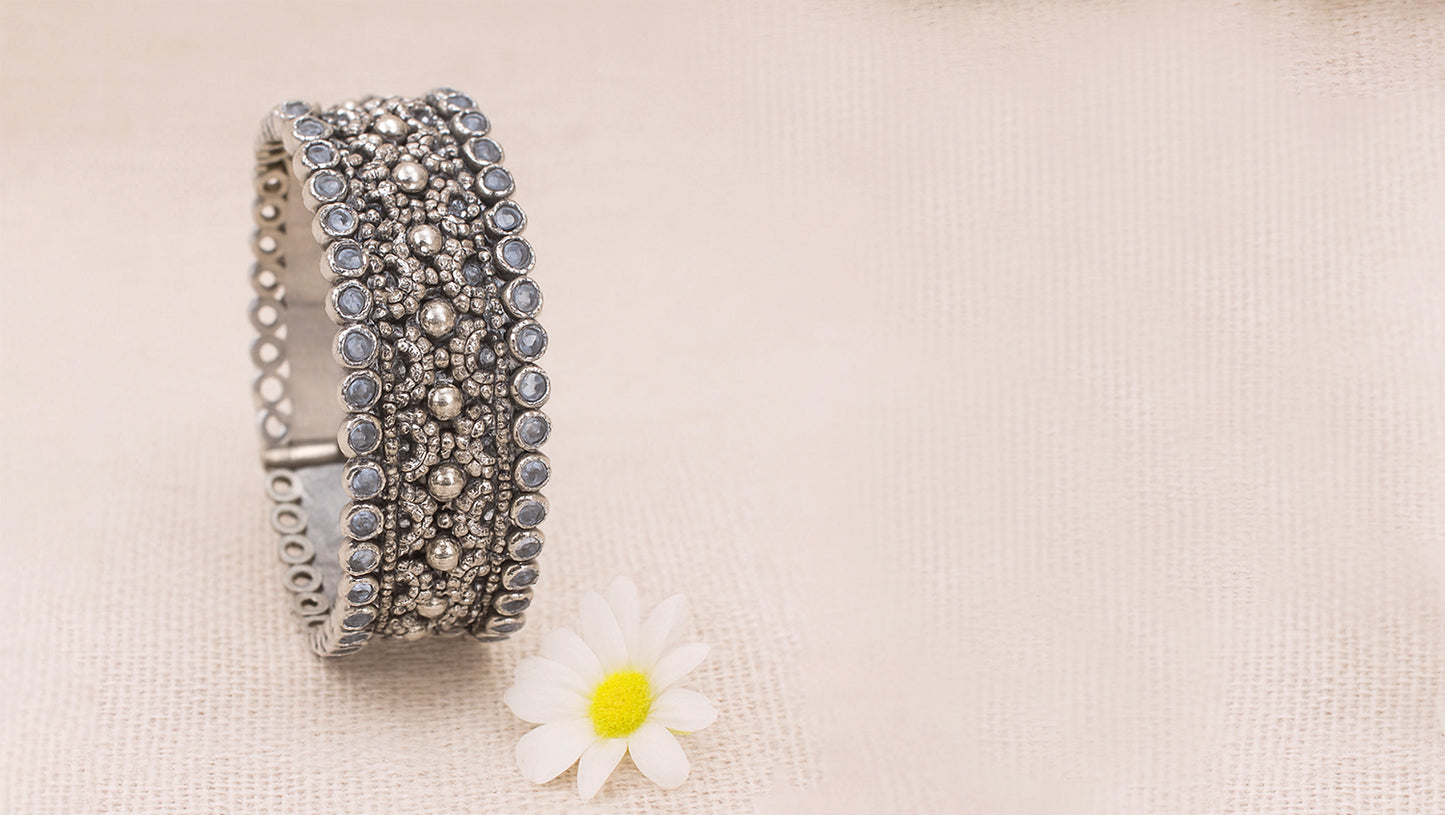 Antique Silver Bangle | Handcrafted by Sangeeta Boochra