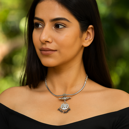 Timeless Elegance: Sangeeta Boochra Silver Statement Necklace
