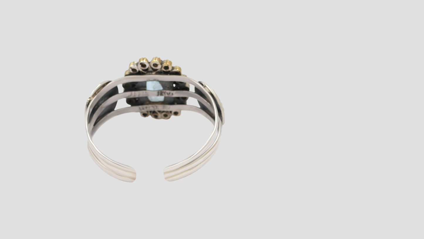 Elegant Heritage Silver Bracelet with Gold-Tone Detailing – Sangeeta Boochra