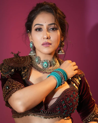 Neeti Mohan In Sangeeta Boochra Silver Jewellery