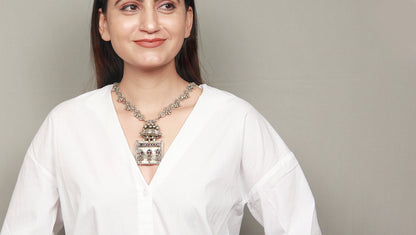 Zoya Mandaliya Silver  Necklace