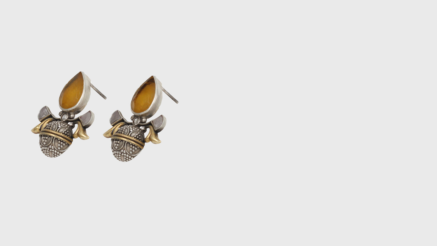 "Delicate Grace: Sangeeta Boochra Silver Handcrafted Earring "