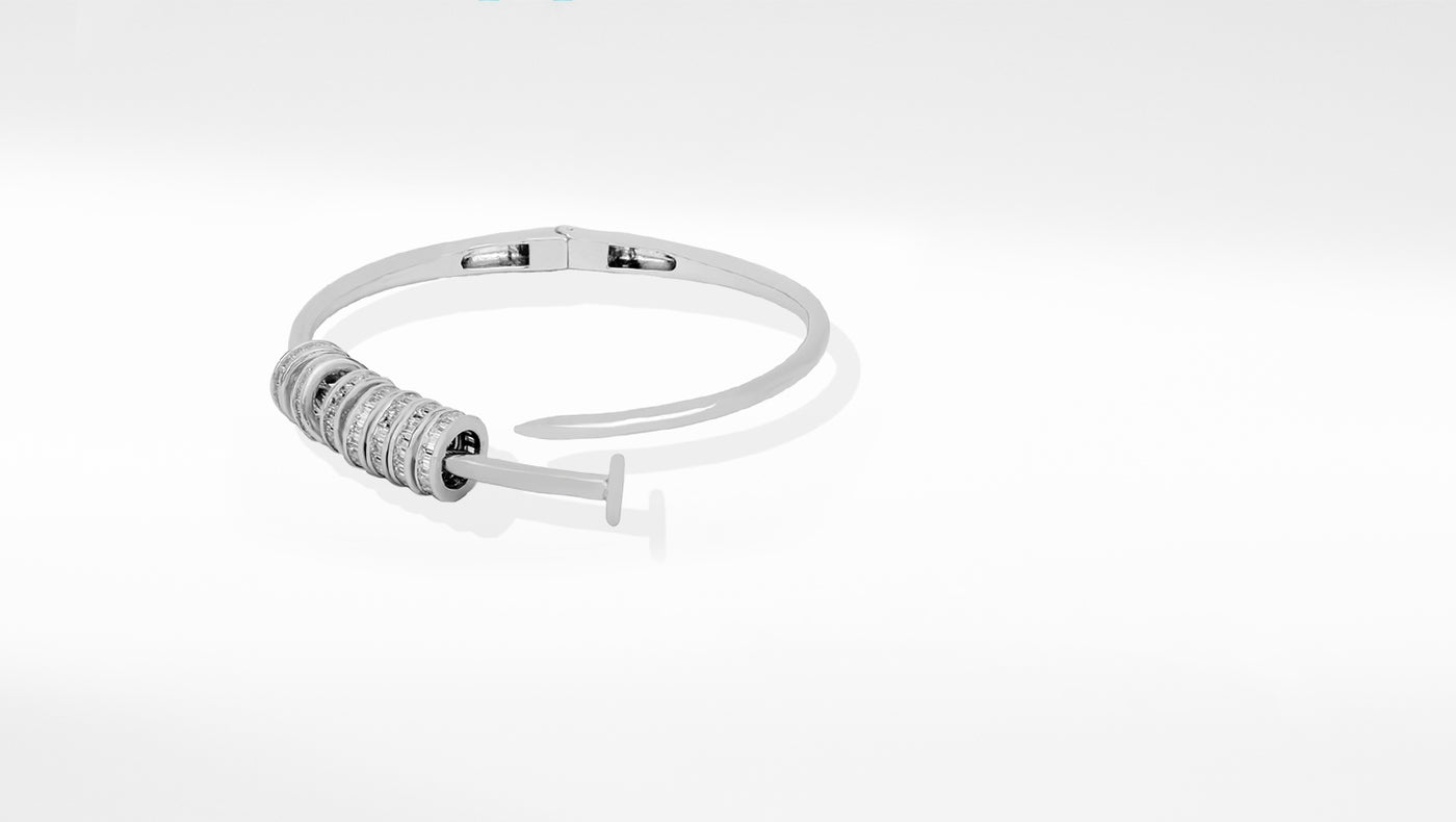 Johi  Silver Openable Bracelet