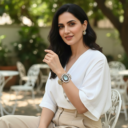 Elegant Heritage Silver Bracelet with Gold-Tone Detailing – Sangeeta Boochra