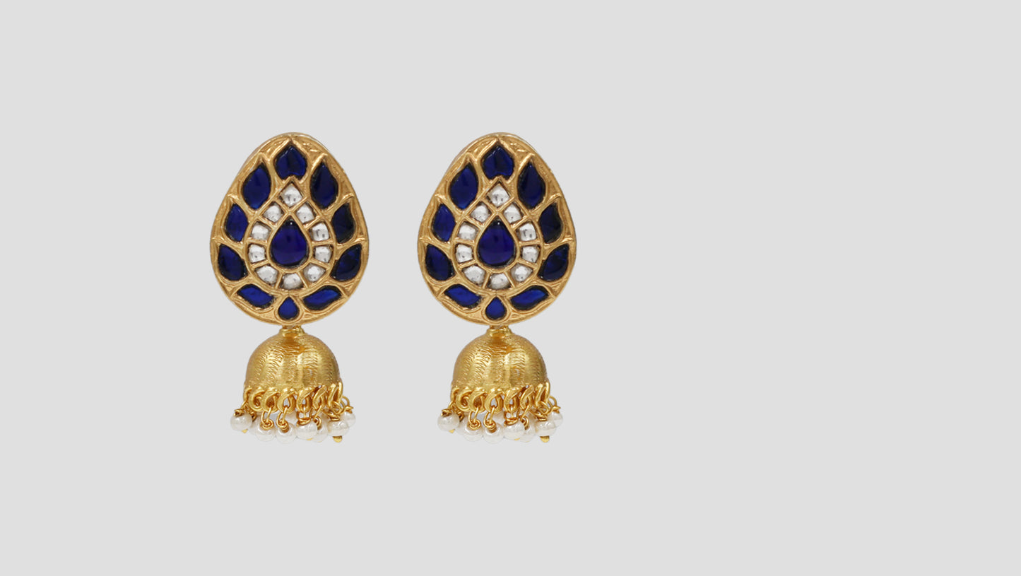 Sangeeta Boochra Festive Gold Plated Kundan Jhumkas