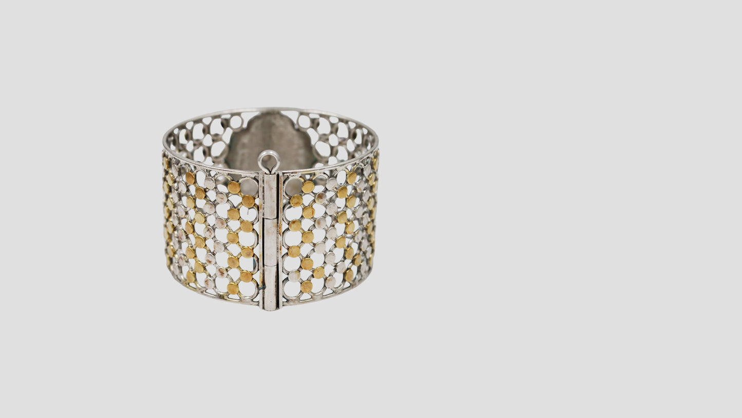 Sangeeta Boochra Dual-Tone Silver Openable Floral Bangle