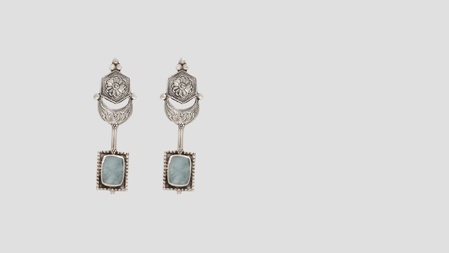 "Effortless Elegance: Sangeeta Boochra Silver Handcrafted Earrings "