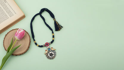 Sangeeta Boochra Silver Pendant Necklace with Kundan Work & Blue Thread