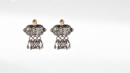 Sangeeta Boochra Silver Earrings