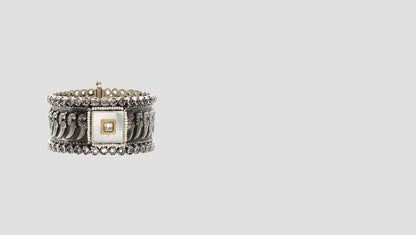 Regal Splendor: Sangeeta Boochra Handcrafted Silver Bangle