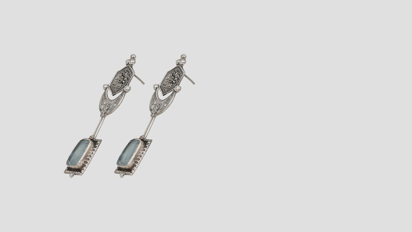 "Effortless Elegance: Sangeeta Boochra Silver Handcrafted Earrings "