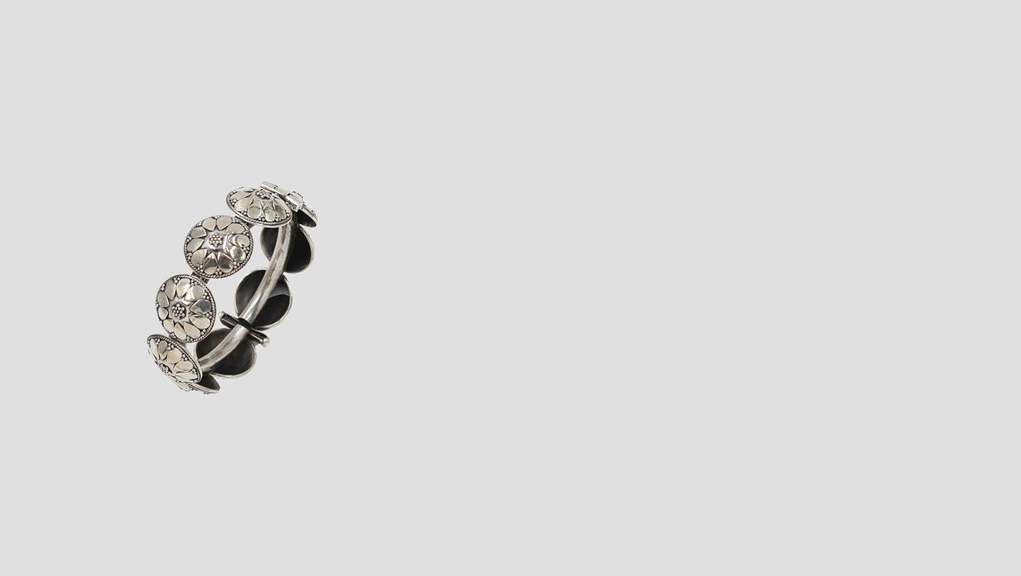 Timeless Beauty: Sangeeta Boochra Floral Silver Bangle
