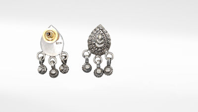 Sangeeta Boochra Silver Earring
