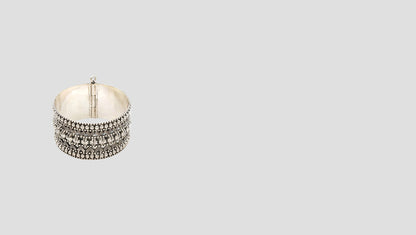 Majestic Elegance: Sangeeta Boochra Vintage Silver Bracelet