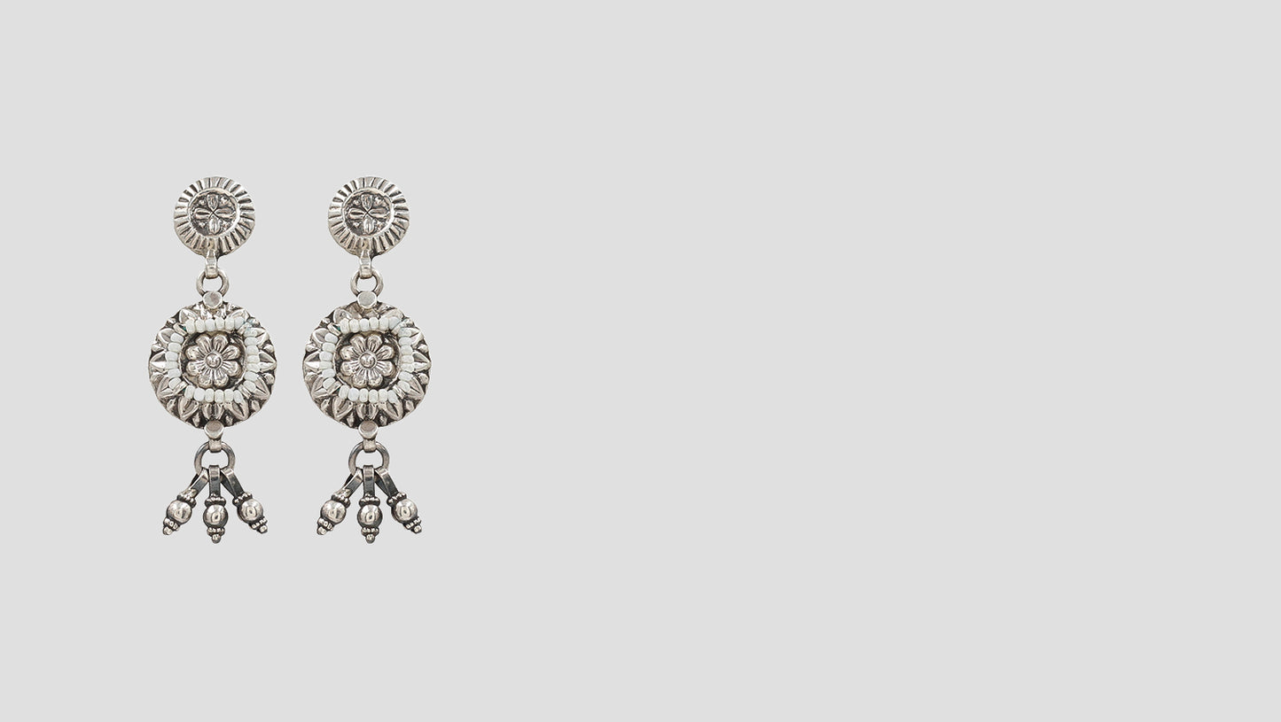 Classic Elegance: Sangeeta Boochra Intricate Silver Earrings