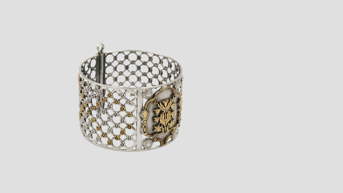Sangeeta Boochra Dual-Tone Floral Openable Silver Bangle