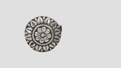 Handcrafted Floral Motif Oxidised Silver Ring – Sangeeta Boochra