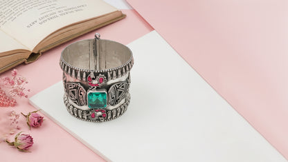 Sangeeta Boochra Floral Motif Oxidised Silver Bangle