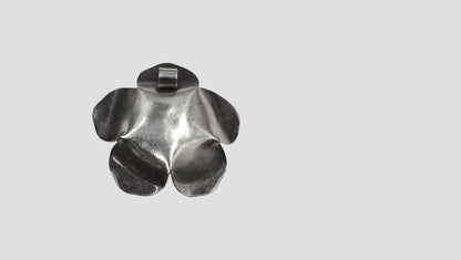Elegant Sculpted Floral Pendant – Sangeeta Boochra