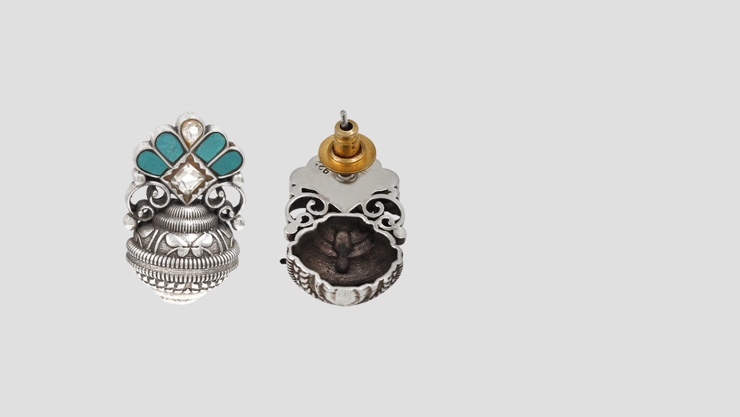 Sangeeta Boochra Turquoise Kundan Oxidised Silver Earrings