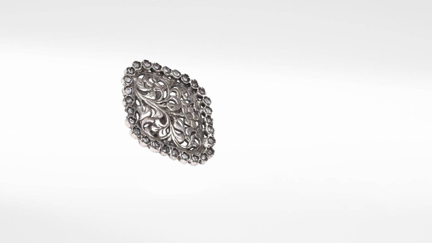 Silver Ritisha Engraving Ring