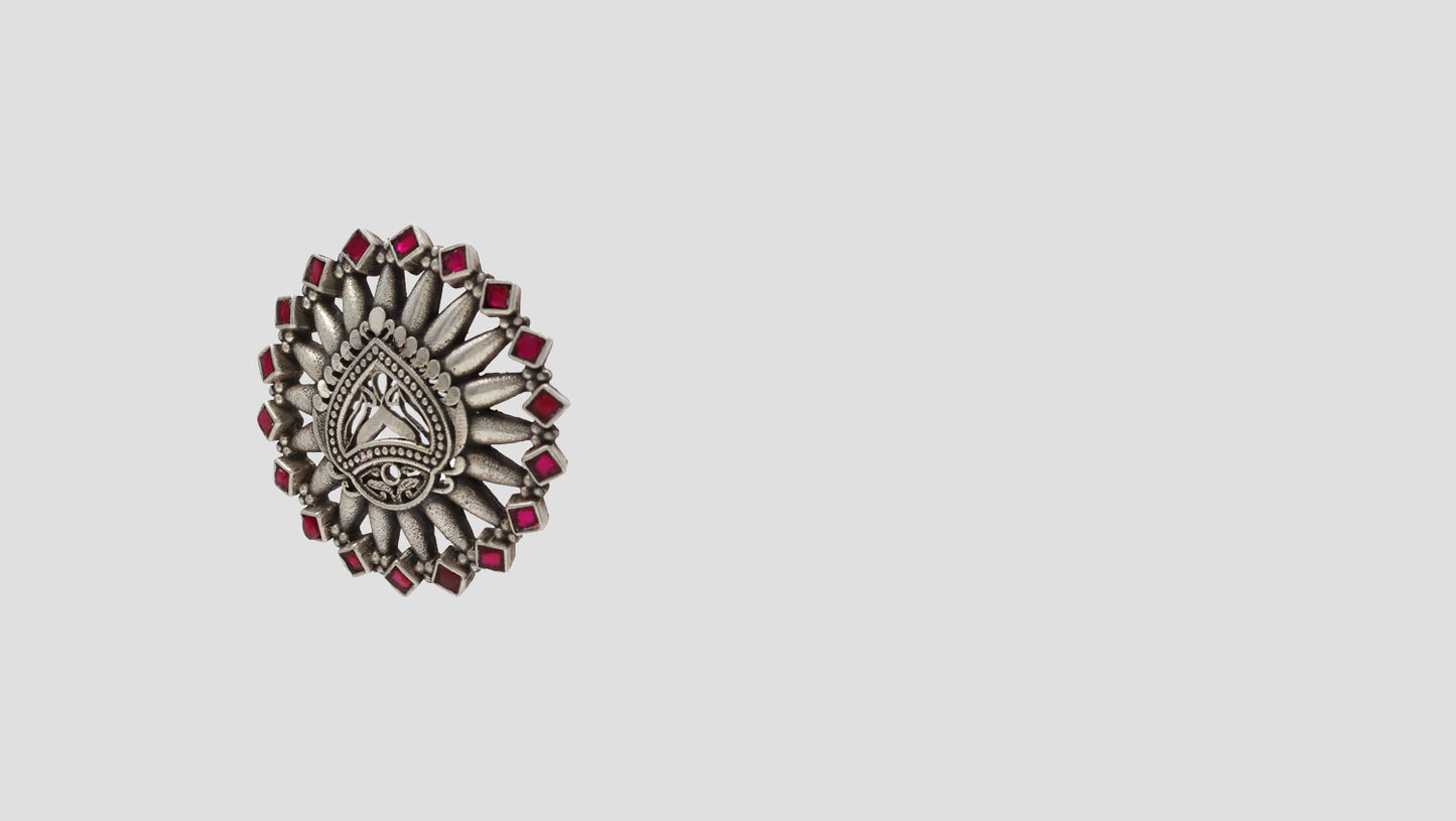 "Refined Polish: Sangeeta Boochra Silver Handcrafted Ring "