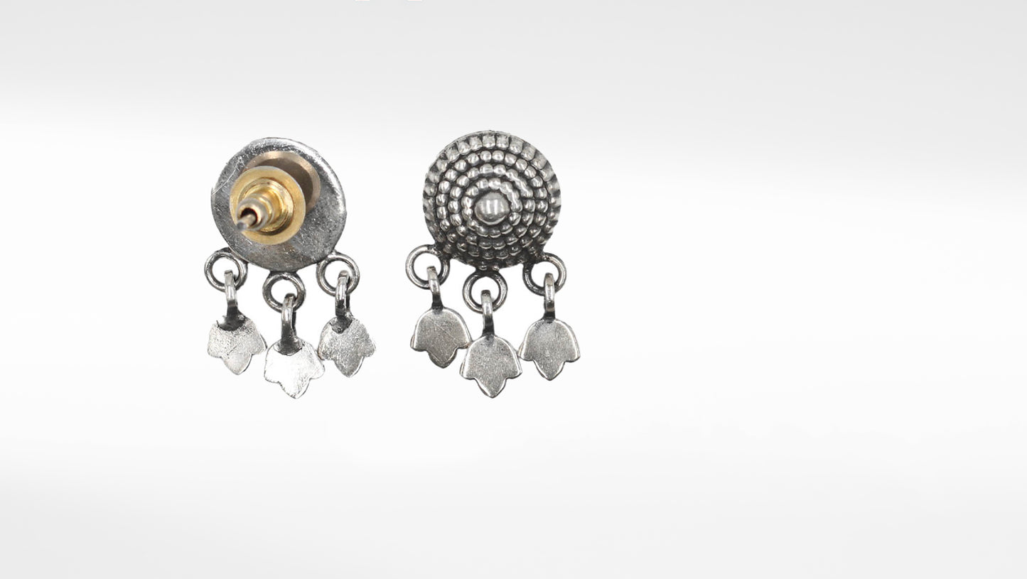 Sangeeta Boochra Silver Handcrafted Earring