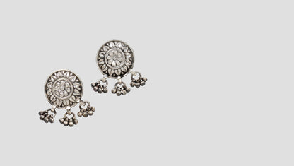 Delicate Beauty: Sangeeta Boochra Handcrafted Silver Studs