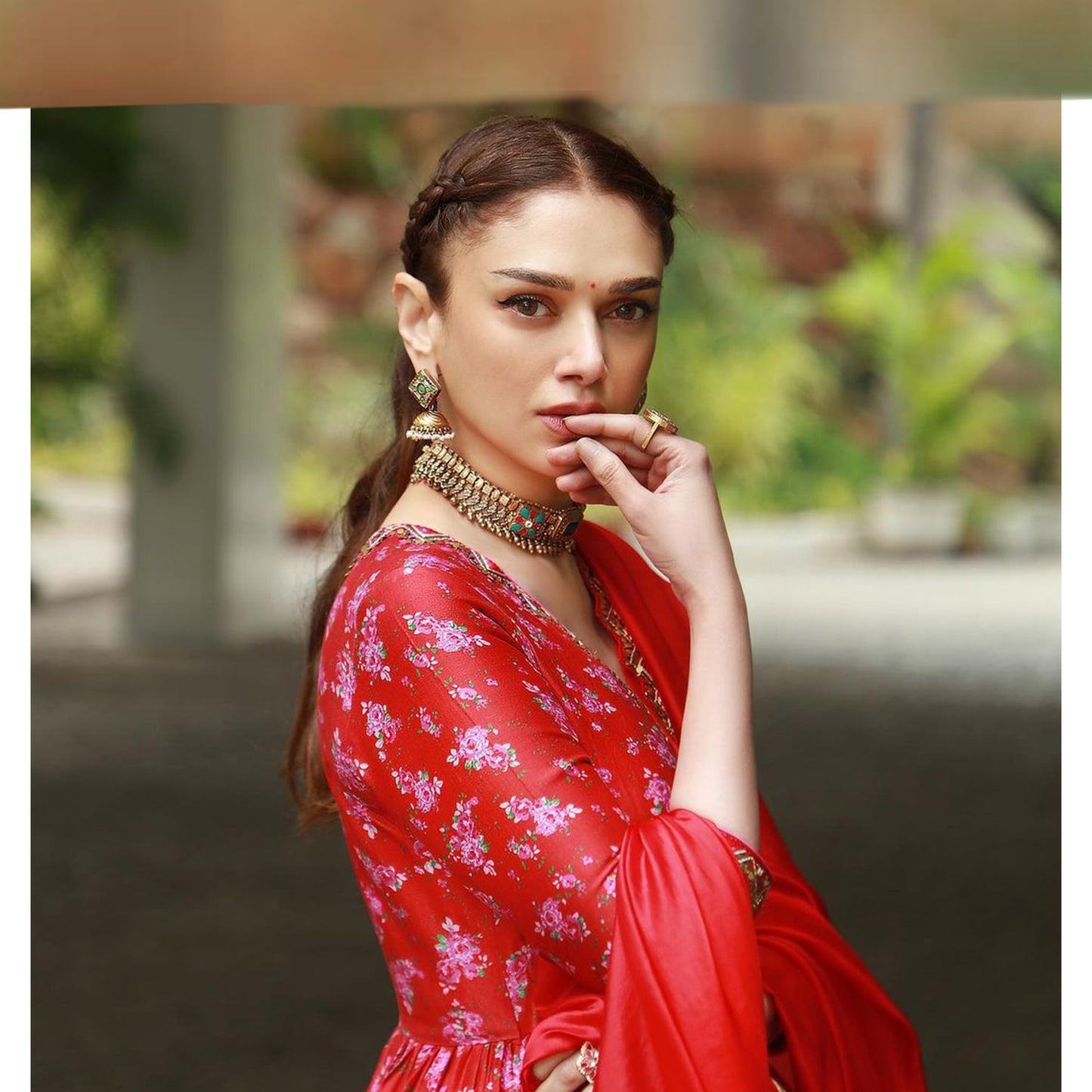 Aditi Rao Hydari in Sangeeta Boochra Jewellery