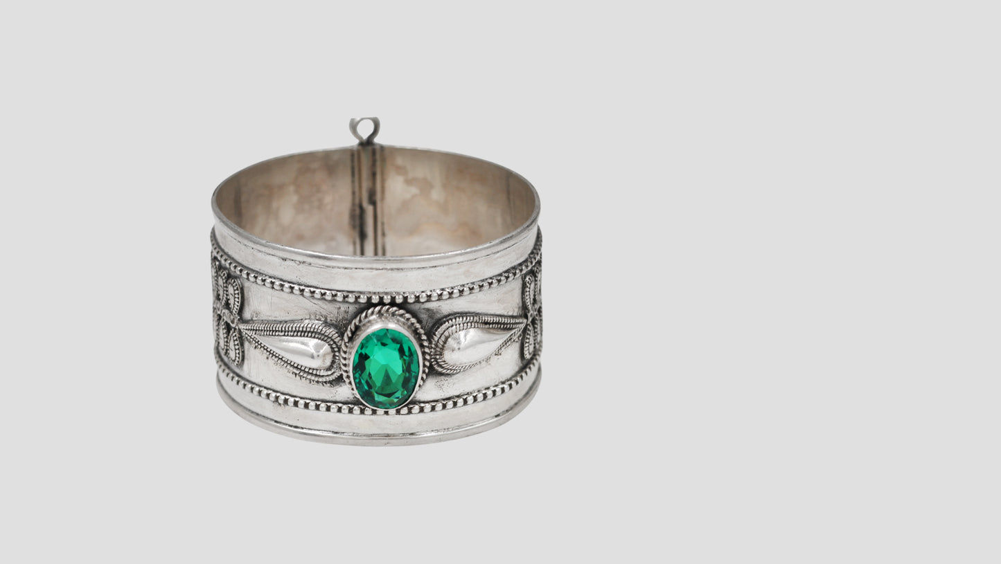 Sangeeta Boochra Artisan Crafted Silver Bangle