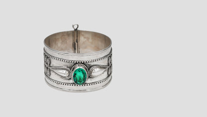 Sangeeta Boochra Artisan Crafted Silver Bangle