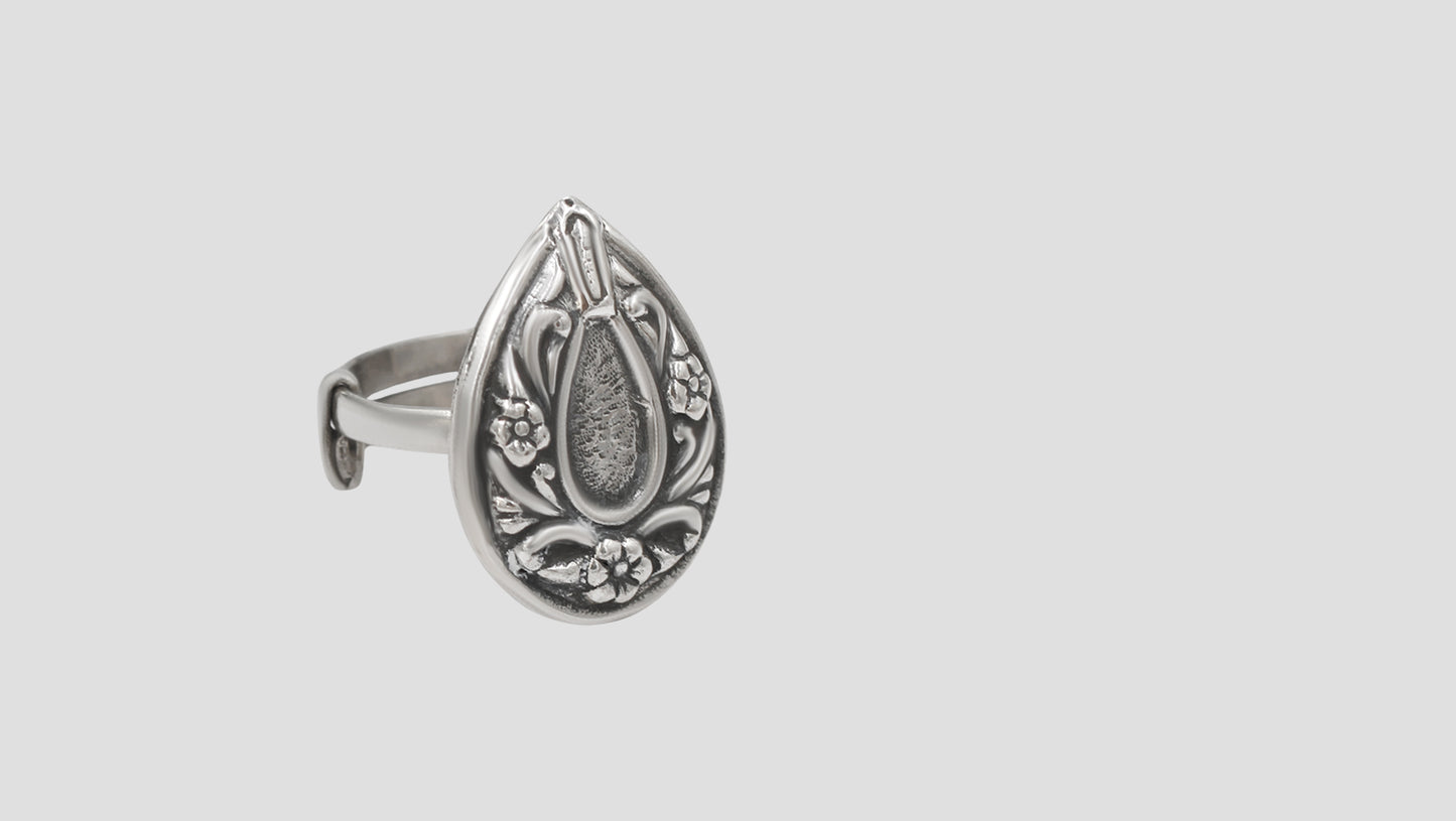 Floral Heritage Silver Ring by Sangeeta Boochra