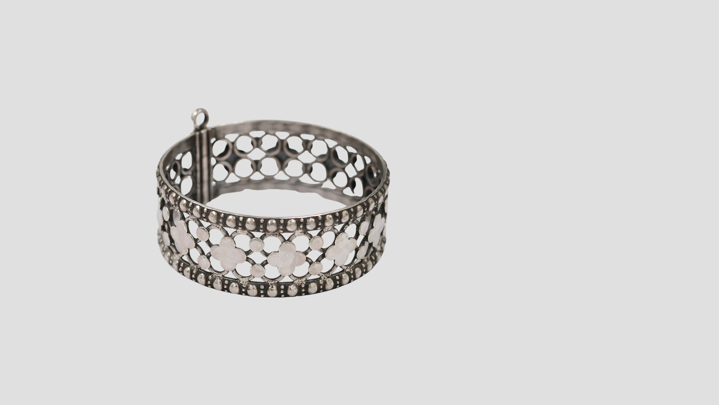 Sangeeta Boochra Handcrafted Floral Motif Oxidised Silver Bangle