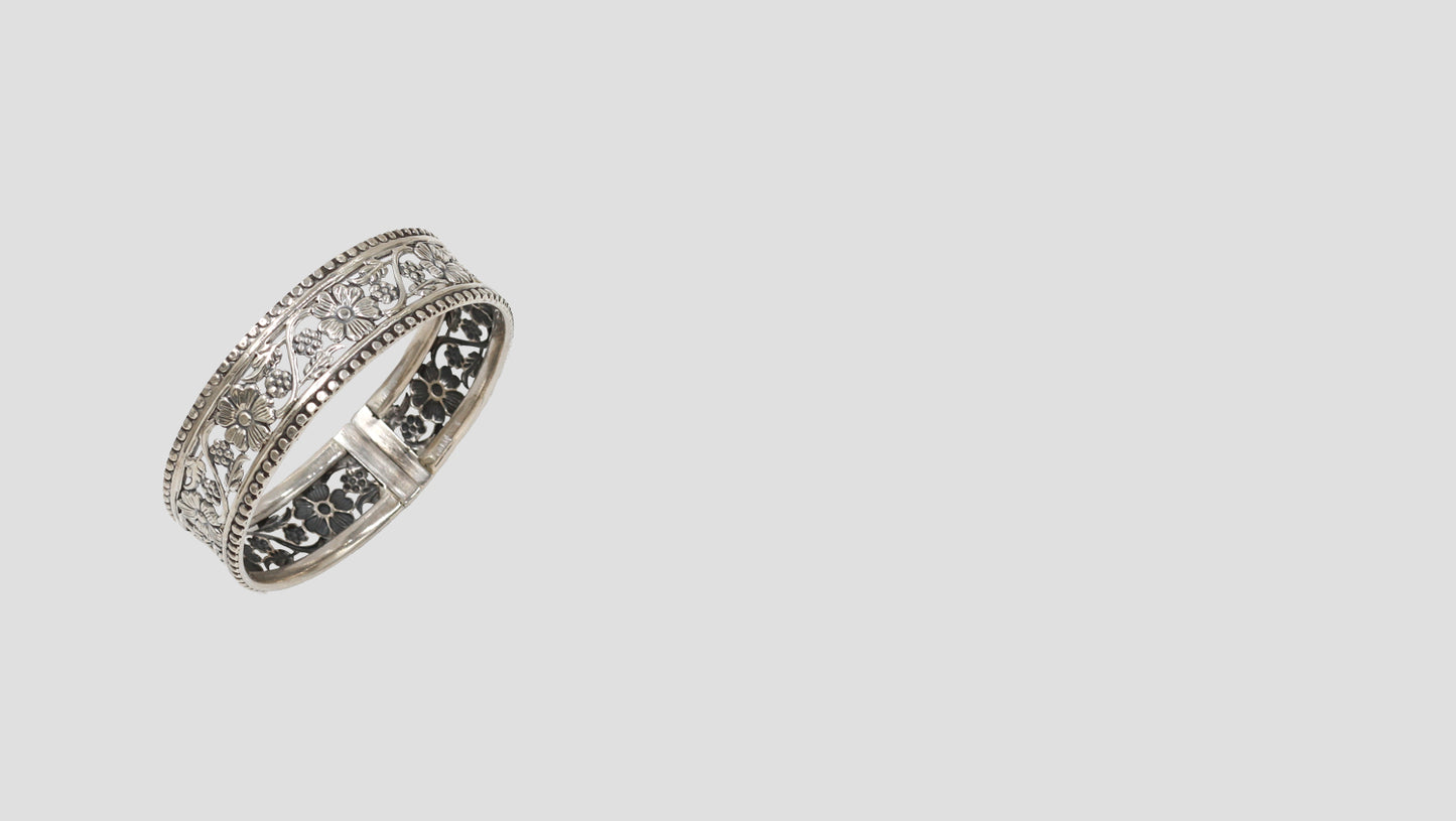 Timeless Bloom: Sangeeta Boochra Floral Silver Bangle