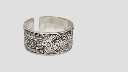 Sangeeta Boochra Floral Engraved Oxidised Silver Cuff