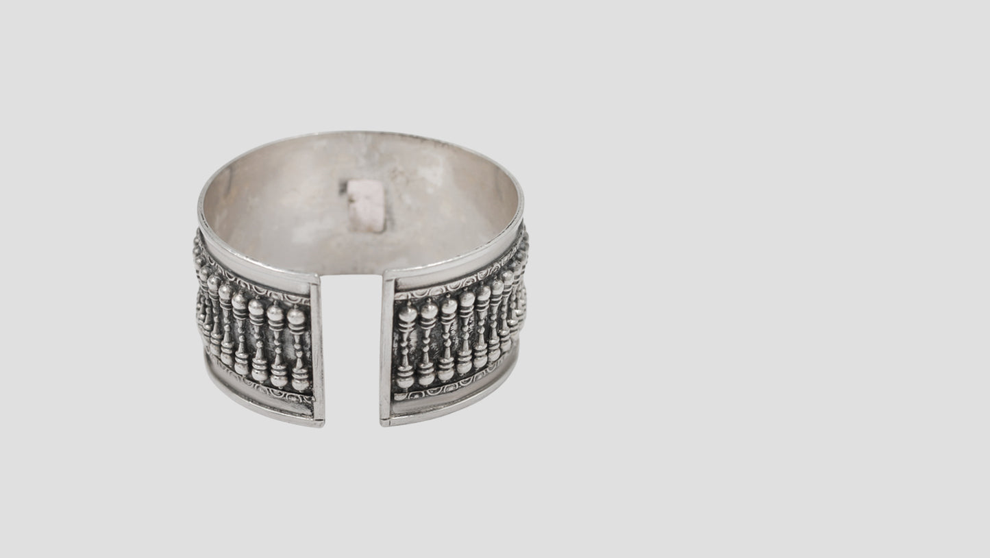 Sangeeta Boochra Vintage Oxidised Silver Hand Cuff with Stone Detailing