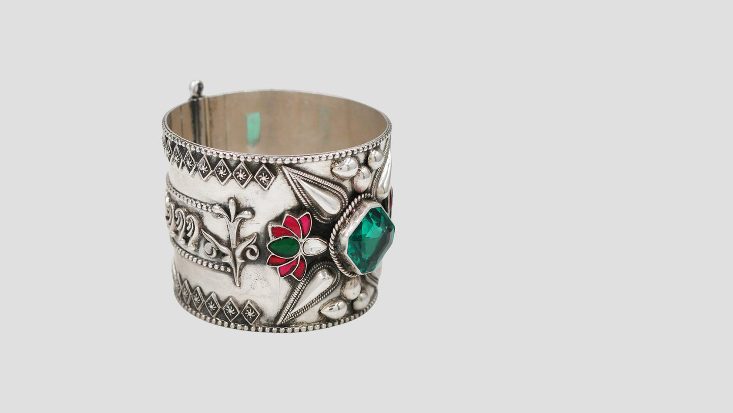 Sangeeta Boochra Traditional Statement Silver Bangle