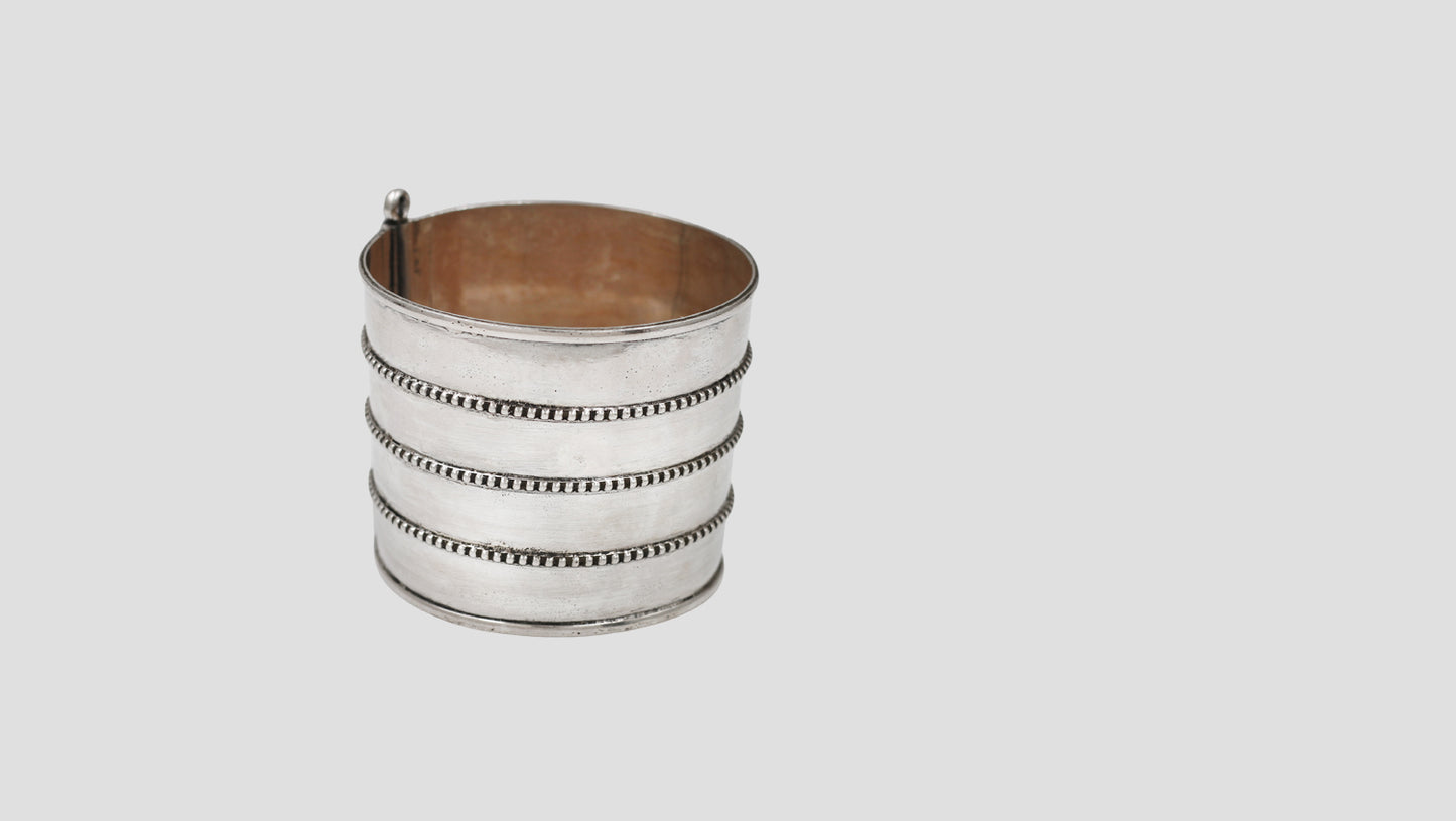 Sangeeta Boochra Classic Oxidised Silver Hand Bangle
