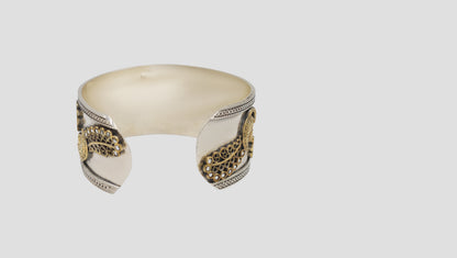Peacock Motif Dual-Tone Silver Cuff – Sangeeta Boochra