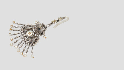 Ethereal Beauty: 925 Silver Keychain with Pearl Embellishments