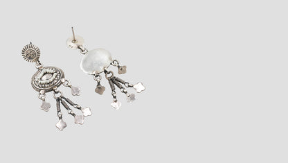 Heritage Glow: Sangeeta Boochra Statement Silver Earrings