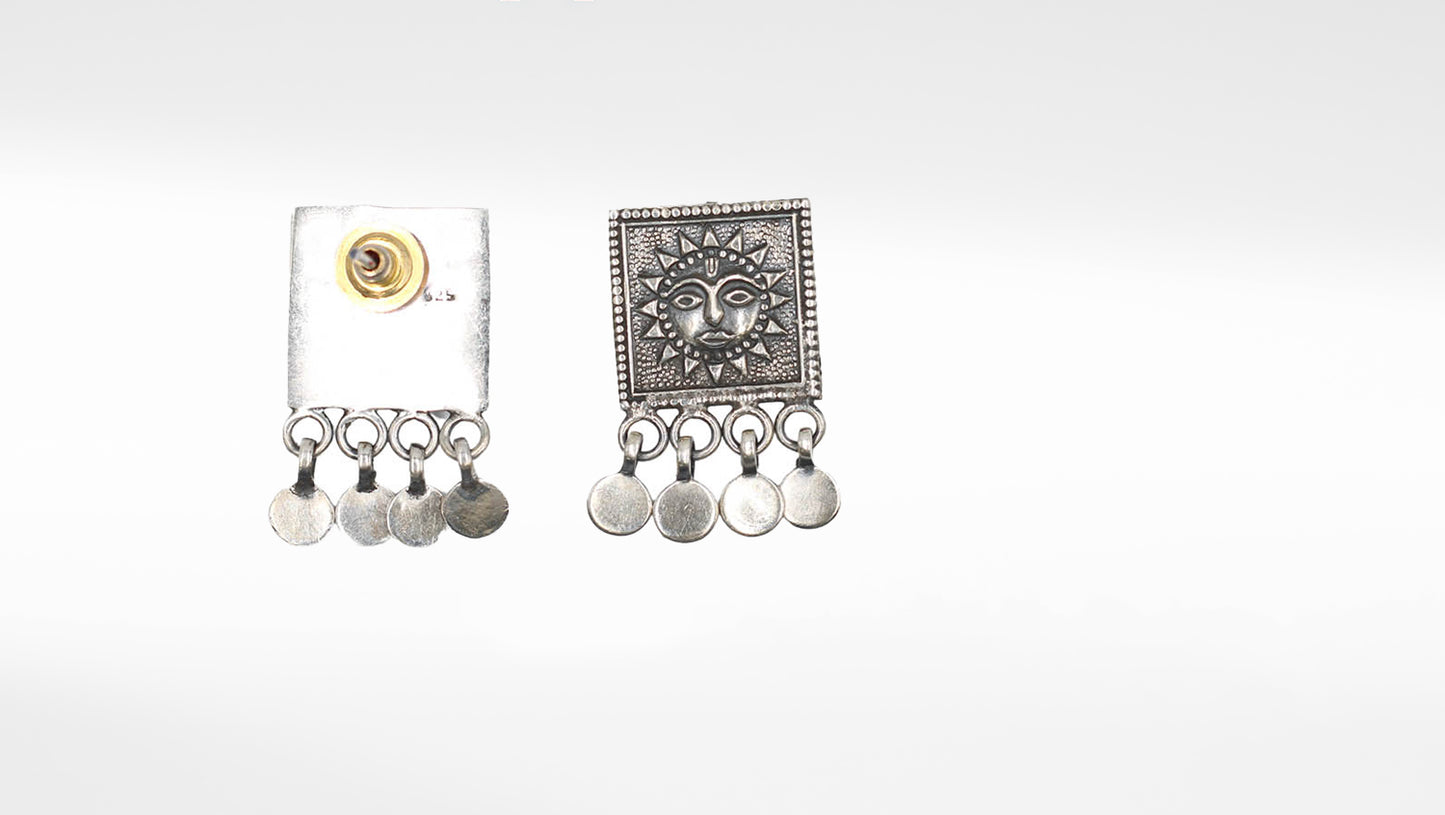 Sangeeta Boochra Silver Handcrafted Earring