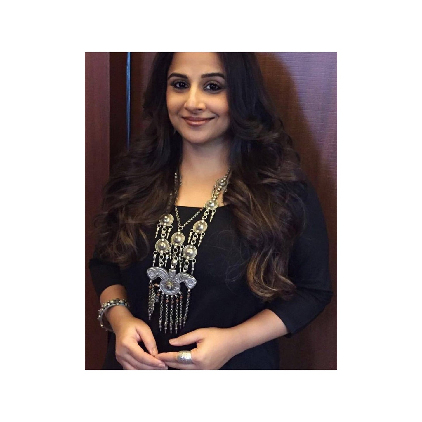 Vidya Balan in Sangeeta Boochra Silver Handmade Necklace Studded With Oral Stone